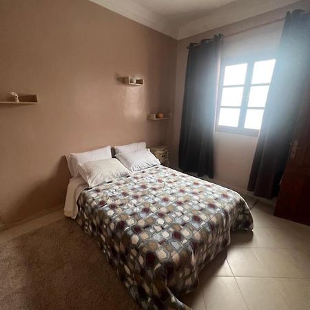 Apartement In Εσαουίρα Εξωτερικό φωτογραφία